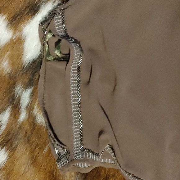 Andree Sleeveless Blouse Sz Lg - Picture 5 of 5